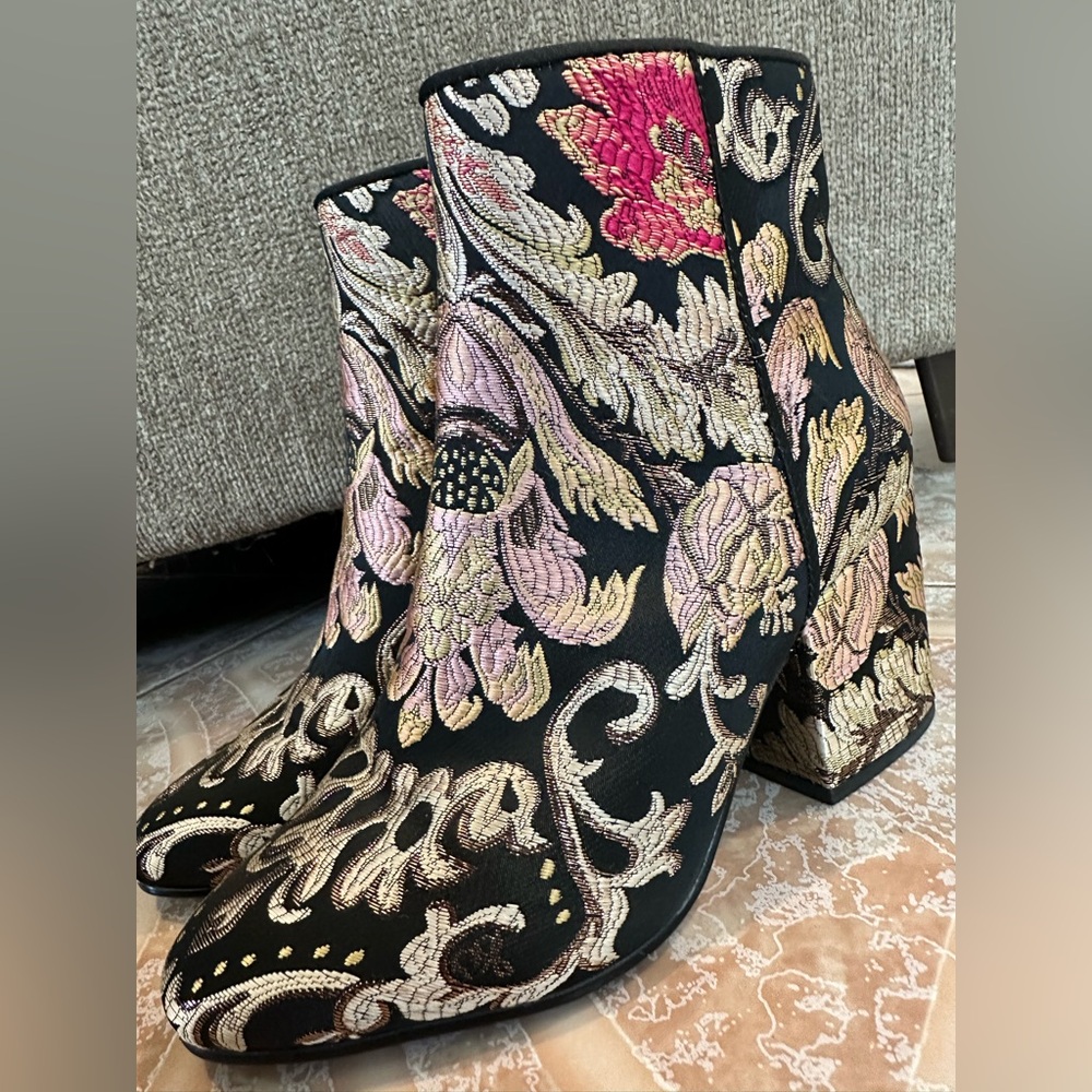 Sam Edelman Embroidered Heeled Ankle Boots - Picture 3 of 15